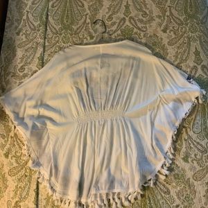 L/XL Poncho style top